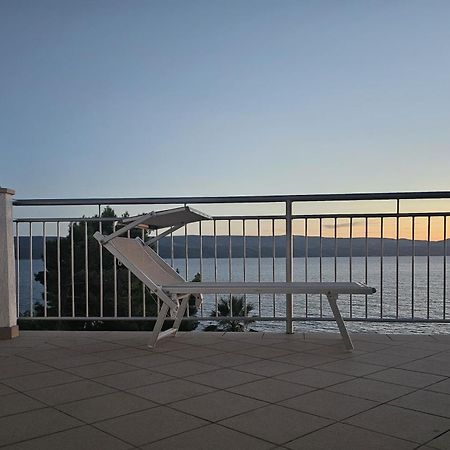 Beach Apartments Mika Lokva Rogoznica Eksteriør billede